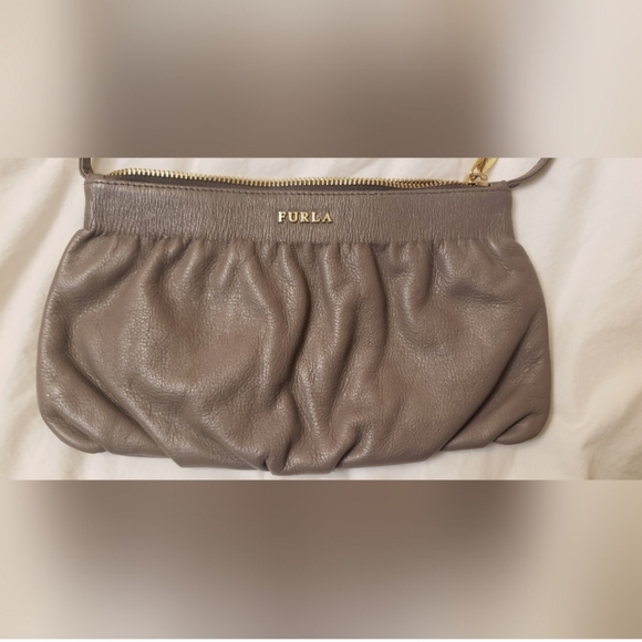 Furla leather clutch - Picture 3 of 10